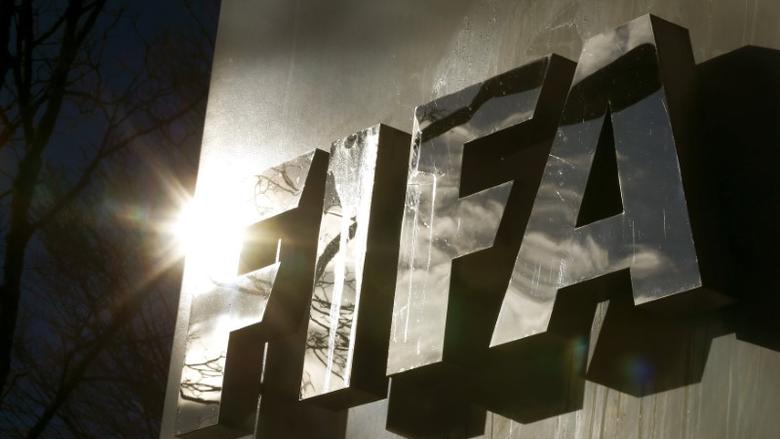 Induk sepak bola dunia, FIFA ikutan geram hingga akhirnya turun tangan perihal polemik yang terjadi seputar European Super League. (foto: FIFA) Induk sepak bola dunia, FIFA ikutan geram hingga akhirnya turun tangan perihal polemik yang terjadi seputar European Super League. (foto: FIFA)