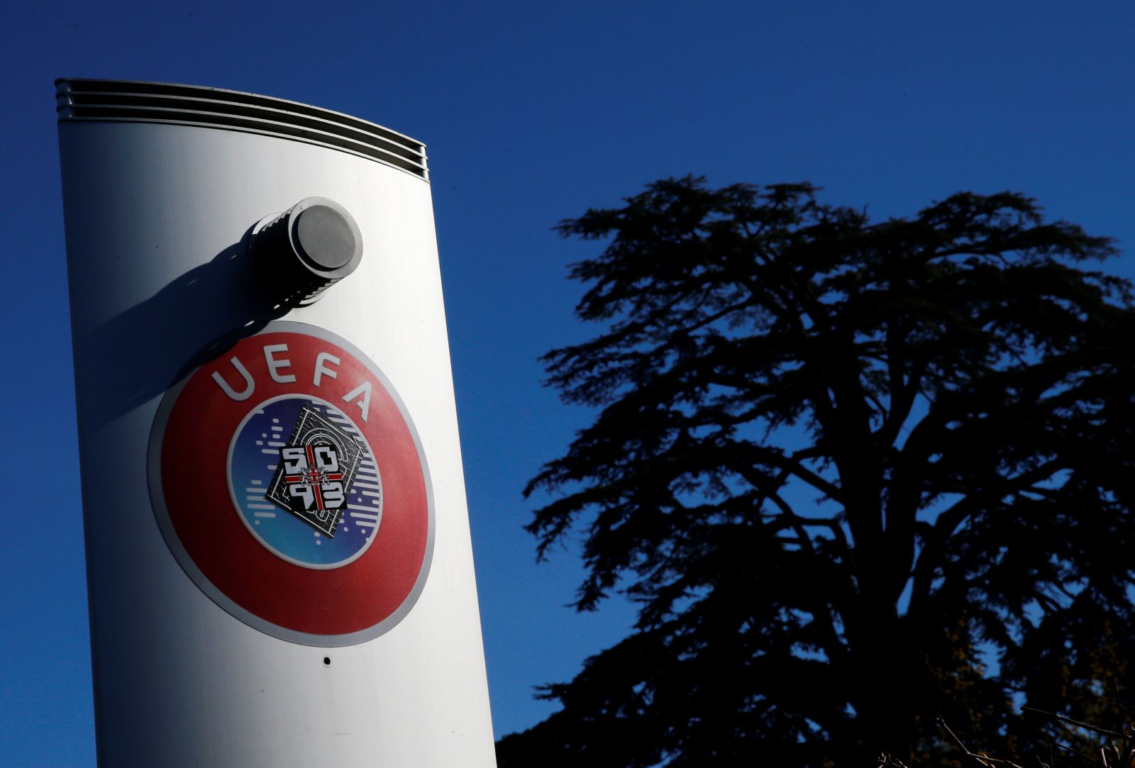 Beberapa klub besar seperti Liverpool, Inter Milan, dan Barcelona dikabarkan resmi jadi 'pengkhianat' UEFA. (foto: Reuters) Beberapa klub besar seperti Liverpool, Inter Milan, dan Barcelona dikabarkan resmi jadi 'pengkhianat' UEFA. (foto: Reuters)