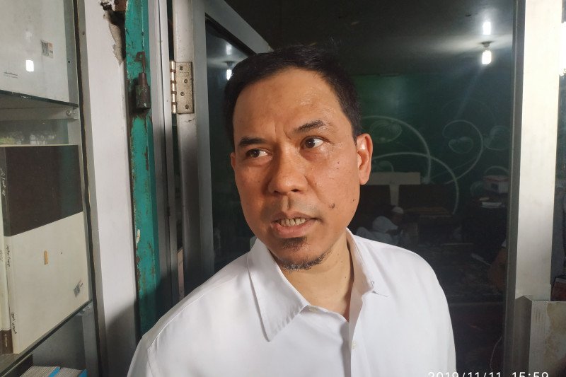 Ditangkapnya Munarman oleh tim Densus 88 Antiterorisme membuat tetangga di sekitar rumahnya buka suara, termasuk keseharian istrinya.(Antara) Ditangkapnya Munarman oleh tim Densus 88 Antiterorisme membuat tetangga di sekitar rumahnya buka suara, termasuk keseharian istrinya.(Antara)