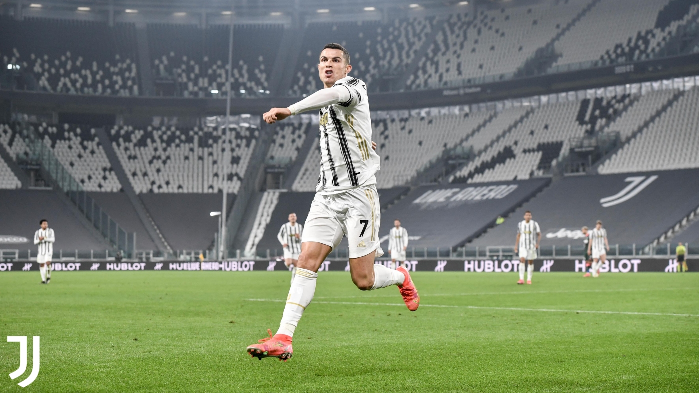 Ronaldo selebrasi dalam laga Juventus vs Crotone. (foto: twitter.com/juventusfc) Ronaldo selebrasi dalam laga Juventus vs Crotone. (foto: twitter.com/juventusfc)
