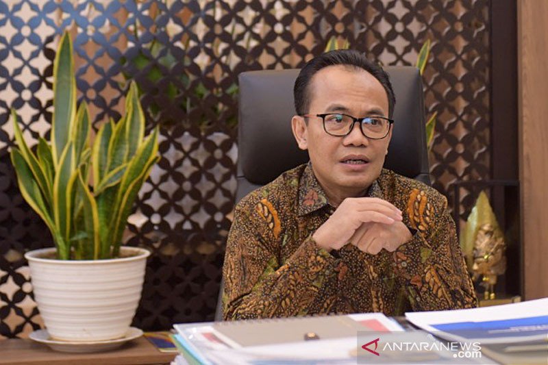Terkuak sebuah alasan mengapa Warga Negara Asing (WNA) China datang ke Indonesia di saat pemerintah tengah mengencangkan aturan larangan mudik. (foto: Antara) Terkuak sebuah alasan mengapa Warga Negara Asing (WNA) China datang ke Indonesia di saat pemerintah tengah mengencangkan aturan larangan mudik. (foto: Antara)