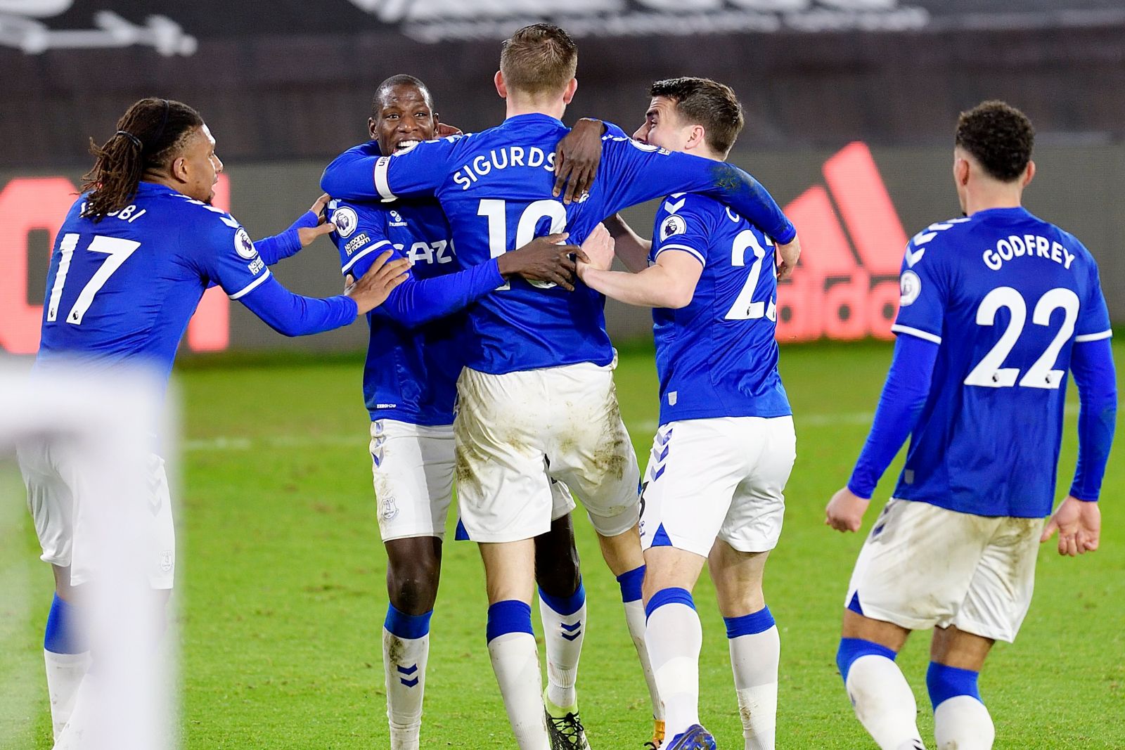 Skuad Everton. (foto: twitter.com/Everton) Skuad Everton. (foto: twitter.com/Everton)