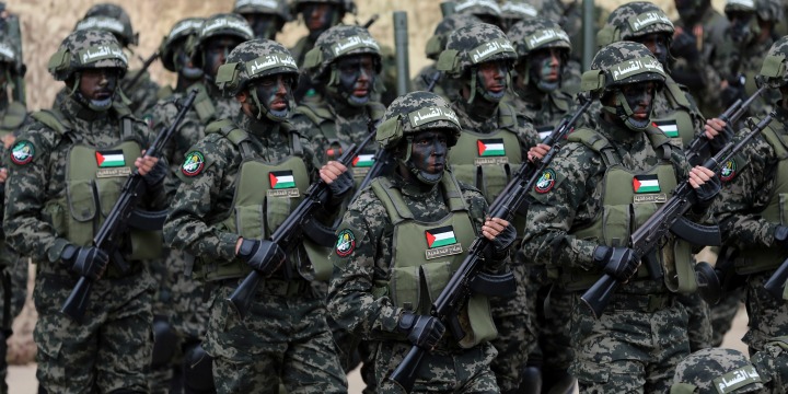 Pasukan Brigade Al-Qassam, sayap militer Hamas. Foto: Reuters. Pasukan Brigade Al-Qassam, sayap militer Hamas. Foto: Reuters.