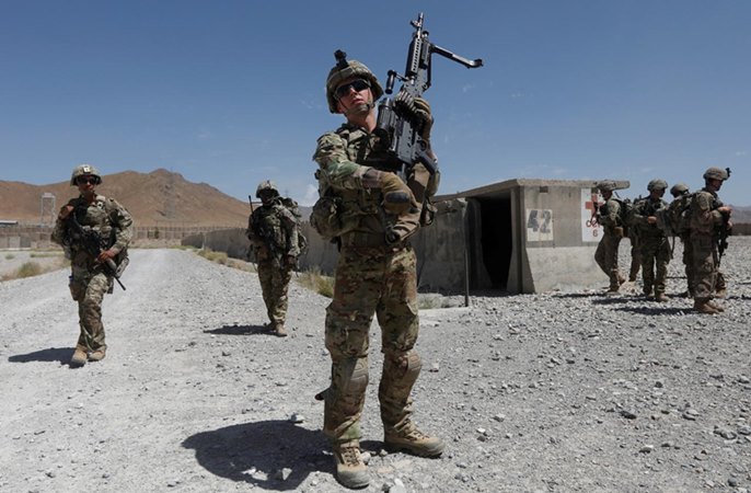 Ilustrasi-Pasukan militer Afghanistan berjaga-jaga setelah ada serangan. Foto: Reuters. Ilustrasi-Pasukan militer Afghanistan berjaga-jaga setelah ada serangan. Foto: Reuters.