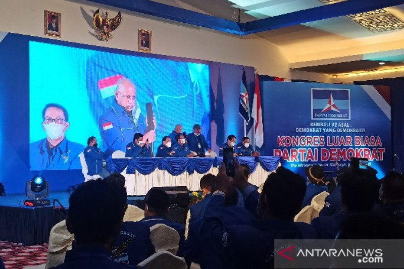 Kongres Luar Biasa (KLB) yang digelar di Hotel The Hill Sibolangit, Kabupaten Deli Serdang, Sumatera Utara, Jumat (5/3/2021). Foto: Antara. Kongres Luar Biasa (KLB) yang digelar di Hotel The Hill Sibolangit, Kabupaten Deli Serdang, Sumatera Utara, Jumat (5/3/2021). Foto: Antara.