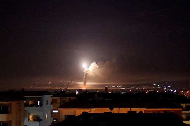 Ilustrasi-Serangan roket di Israel. Foto: Reuters. Ilustrasi-Serangan roket di Israel. Foto: Reuters.