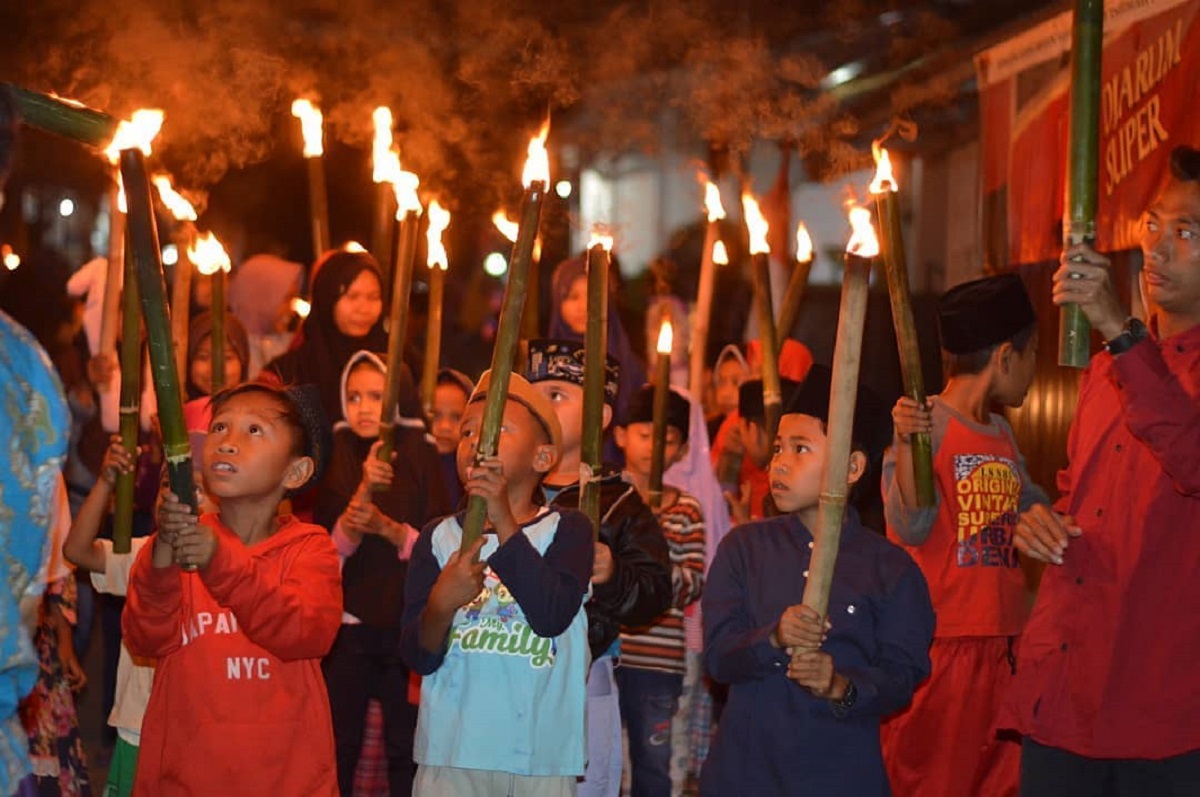 Deretan Kenangan Masa Kecil Saat Lebaran, Kangen Banget! (foto: Instagram/@grasbar0903) Deretan Kenangan Masa Kecil Saat Lebaran, Kangen Banget! (foto: Instagram/@grasbar0903)
