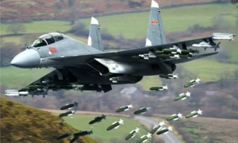 Aksi tempur J-16s . Foto: Weibo Aksi tempur J-16s . Foto: Weibo