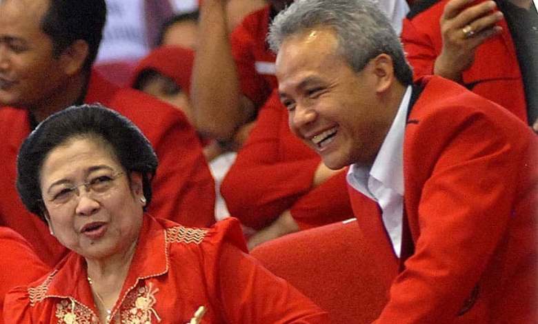 Megawati Soekarnoputri (kiri) dan Ganjar Pranowo. Foto: Instagram @ganjarpranowo Megawati Soekarnoputri (kiri) dan Ganjar Pranowo. Foto: Instagram @ganjarpranowo