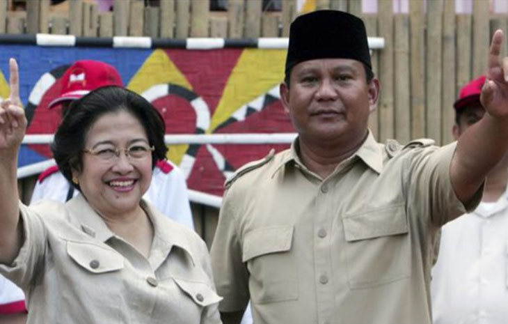 Megawati Soekarnoputri (kiri) dan Prabowo Subianto, punya pengaruh besar dalam menentukan capres 2024. Foto: antara/cc Megawati Soekarnoputri (kiri) dan Prabowo Subianto, punya pengaruh besar dalam menentukan capres 2024. Foto: antara/cc