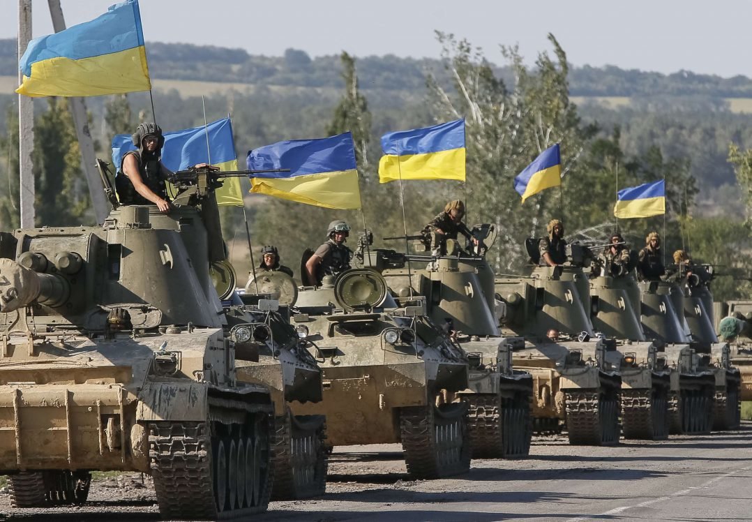 Ilustrasi barisan pasukan pencabut nyawa Ukraina. Foto: AFP Ilustrasi barisan pasukan pencabut nyawa Ukraina. Foto: AFP