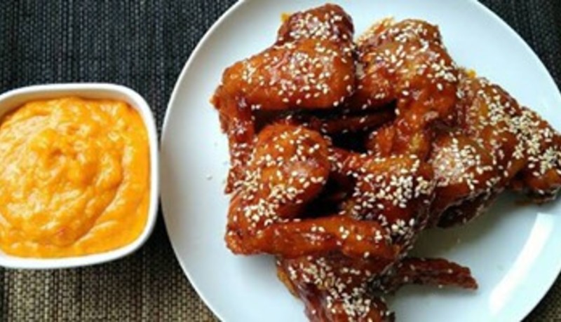 Chicken fire wings pedas ala Richeese (sumber : Vivi Sugiana) Chicken fire wings pedas ala Richeese (sumber : Vivi Sugiana)