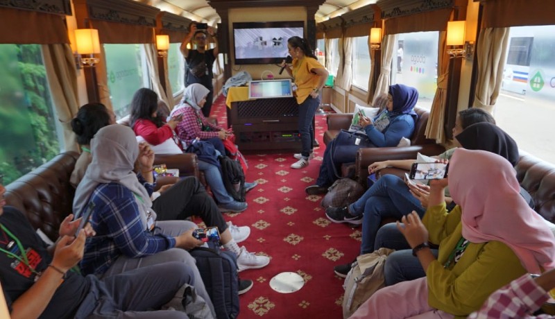Perjalanan kereta api dengan fitur Agoda Homes Jakarta-Bandung (sumber : Inong) Perjalanan kereta api dengan fitur Agoda Homes Jakarta-Bandung (sumber : Inong)