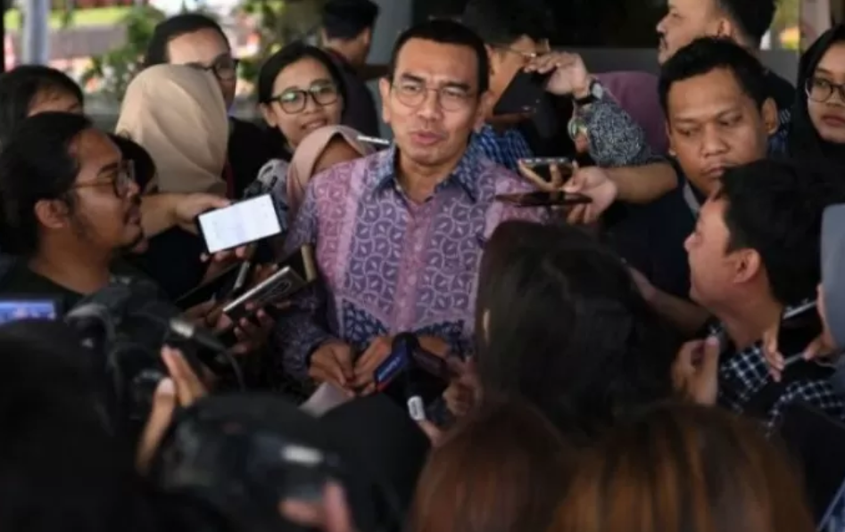 Staf khusus Kementerian BUMN Arya Sinulingga saat menyampaikan keterangan di Kementerian BUMN, Jakarta pada Selasa (18/11/2019). ANTARA/Aditya Pradana Putra Staf khusus Kementerian BUMN Arya Sinulingga saat menyampaikan keterangan di Kementerian BUMN, Jakarta pada Selasa (18/11/2019). ANTARA/Aditya Pradana Putra