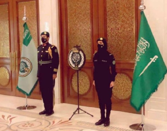 Ilustrasi Tentara atau Askar Perempuan Pengawal Raja Salman di Kerajaan Arab Saudi (Foto: Twitter @ Sattam Al Saud) Ilustrasi Tentara atau Askar Perempuan Pengawal Raja Salman di Kerajaan Arab Saudi (Foto: Twitter @ Sattam Al Saud)