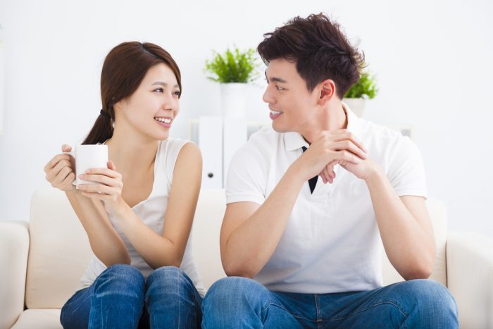 3 Tips Merajut Hubungan Harmonis dengan Pria yang Lebih Muda. Foto: Hellosehat 3 Tips Merajut Hubungan Harmonis dengan Pria yang Lebih Muda. Foto: Hellosehat
