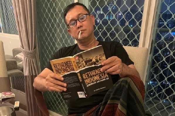 Mendadak Denny Siregar Meragukan Polisi: Saya Nggak Yakin...(Foto: Instagram/dennysiregar) Mendadak Denny Siregar Meragukan Polisi: Saya Nggak Yakin...(Foto: Instagram/dennysiregar)