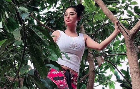 Dewi Perssik. (Foto: Instagram/dewiperssikreal) Dewi Perssik. (Foto: Instagram/dewiperssikreal)