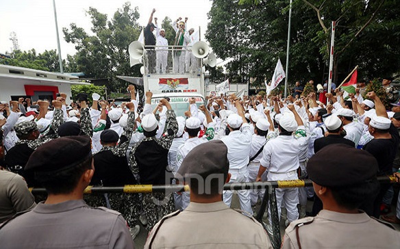 Soal Tes ASN KPK Aneh, Pertanyaannya Seret FPI dan Habib Rizieq (Foto: JPNN.com/GenPI.co) Soal Tes ASN KPK Aneh, Pertanyaannya Seret FPI dan Habib Rizieq (Foto: JPNN.com/GenPI.co)