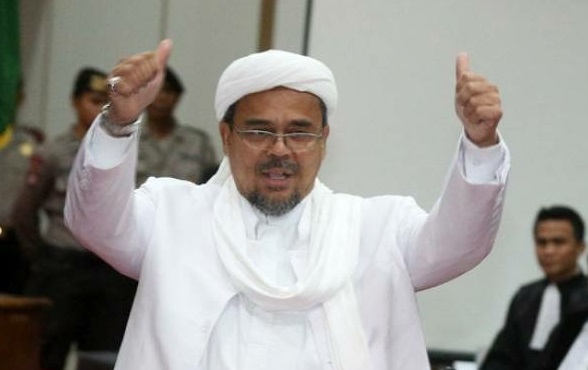 Jawaban Saksi Ini Bikin Kaget, Habib Rizieq Bisa Bernapas Lega (Foto: JPNN.com/GenPI.co) Jawaban Saksi Ini Bikin Kaget, Habib Rizieq Bisa Bernapas Lega (Foto: JPNN.com/GenPI.co)