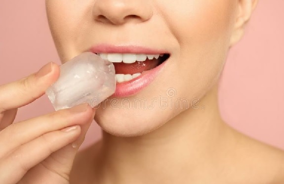 Awas! 3 Hal Sepele Ini Bisa Bikin Gigi Cepat Rusak (Foto: dreamstime) Awas! 3 Hal Sepele Ini Bisa Bikin Gigi Cepat Rusak (Foto: dreamstime)