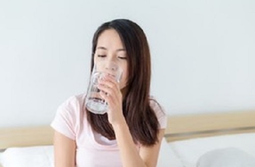 Awas! Ternyata Ini Penyebab Sering Merasa Haus Menjelang Tidur (Foto: Shutterstock) Awas! Ternyata Ini Penyebab Sering Merasa Haus Menjelang Tidur (Foto: Shutterstock)