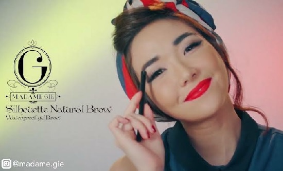 ilustrasi Madam Gie Silhouette Natural Brow nomor 3. (Sumber: SC YouTube Madame Gie) ilustrasi Madam Gie Silhouette Natural Brow nomor 3. (Sumber: SC YouTube Madame Gie)