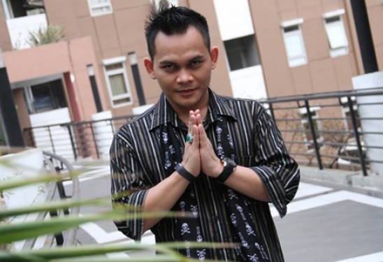 Mbah Mijan. (Foto Source for JPNN.com) Mbah Mijan. (Foto Source for JPNN.com)
