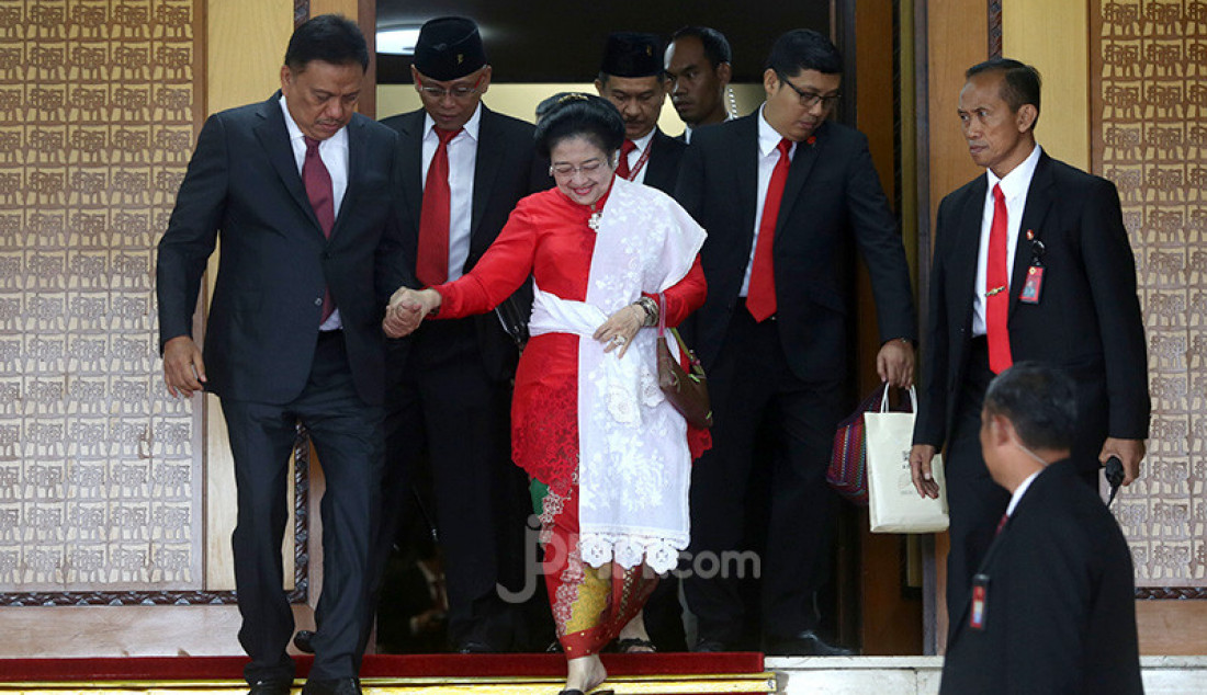 Akademisi Top Bongkar Anak Buah Megawati Terseret... - GenPI.