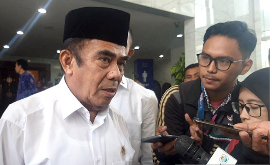 Dokumentasi - Menteri Agama (Menag) RI Fachrul Razi. ANTARA/Muhammad Zulfikar/pri. Dokumentasi - Menteri Agama (Menag) RI Fachrul Razi. ANTARA/Muhammad Zulfikar/pri.