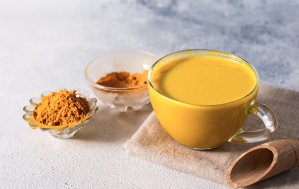 Jaga Imunitas, Kamu Bisa Coba Membuat Golden Milk. Foto: Freepik Jaga Imunitas, Kamu Bisa Coba Membuat Golden Milk. Foto: Freepik