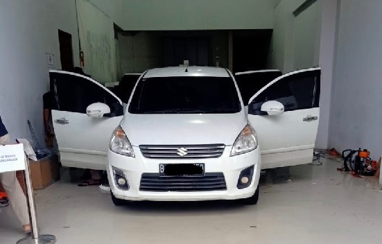 Pentingnya Kaca Film Mobil Agar Aman, Ini Pilihannya (Foto: Nje/GenPI.co) Pentingnya Kaca Film Mobil Agar Aman, Ini Pilihannya (Foto: Nje/GenPI.co)
