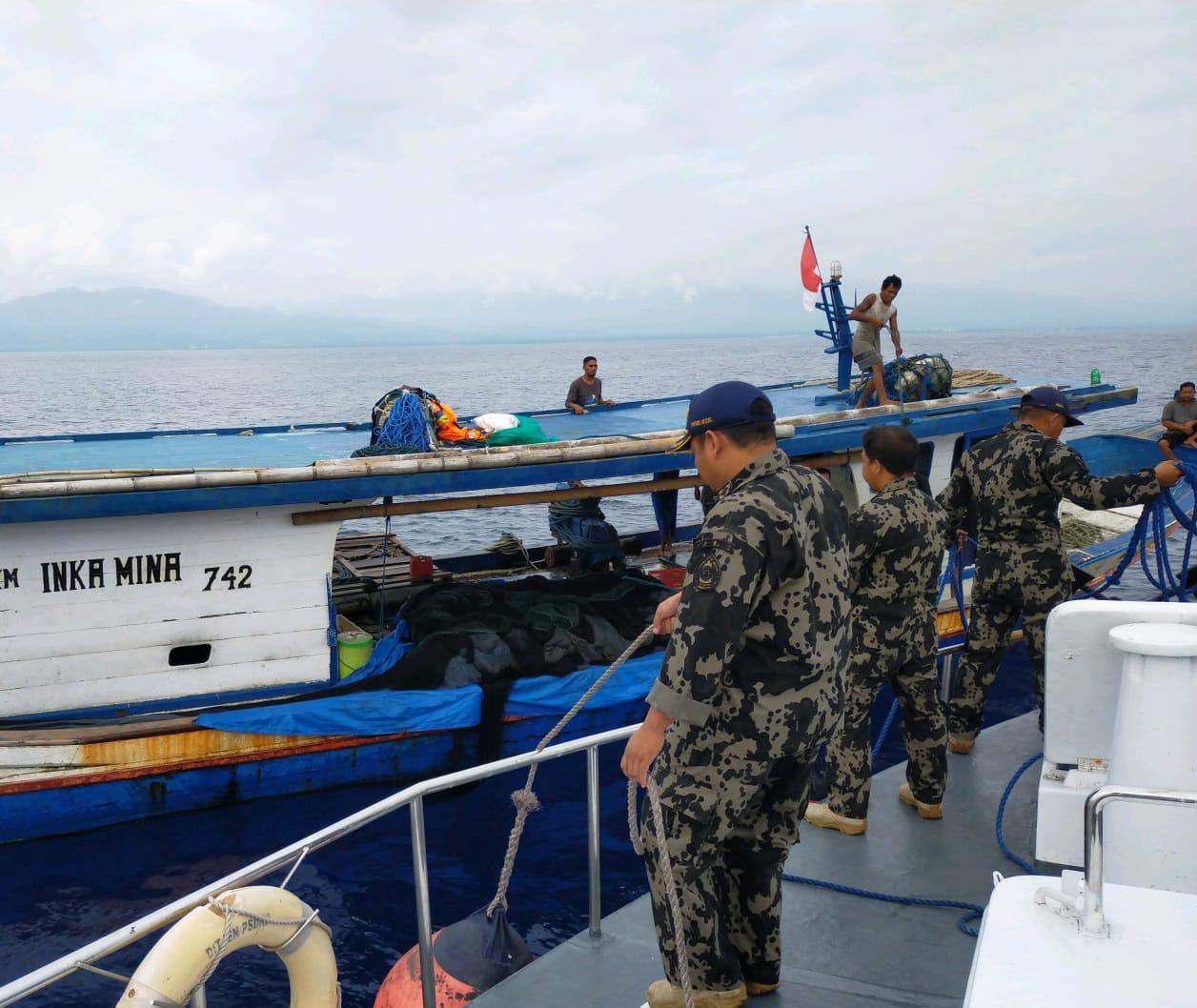 3 Kapal Tak Berizin Diamankan Petugas di Teluk Tolo. Foto: Doc KKP 3 Kapal Tak Berizin Diamankan Petugas di Teluk Tolo. Foto: Doc KKP