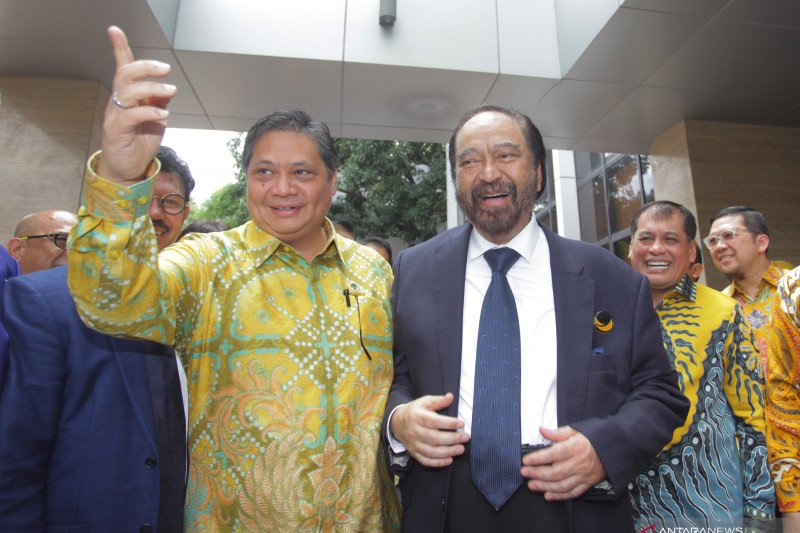 Golkar-Nasdem Bertemu di Pulau Pribadi, Poros Baru Pilpres 2024 Makin Panas Foto: Antara/Reno Esnir Golkar-Nasdem Bertemu di Pulau Pribadi, Poros Baru Pilpres 2024 Makin Panas Foto: Antara/Reno Esnir