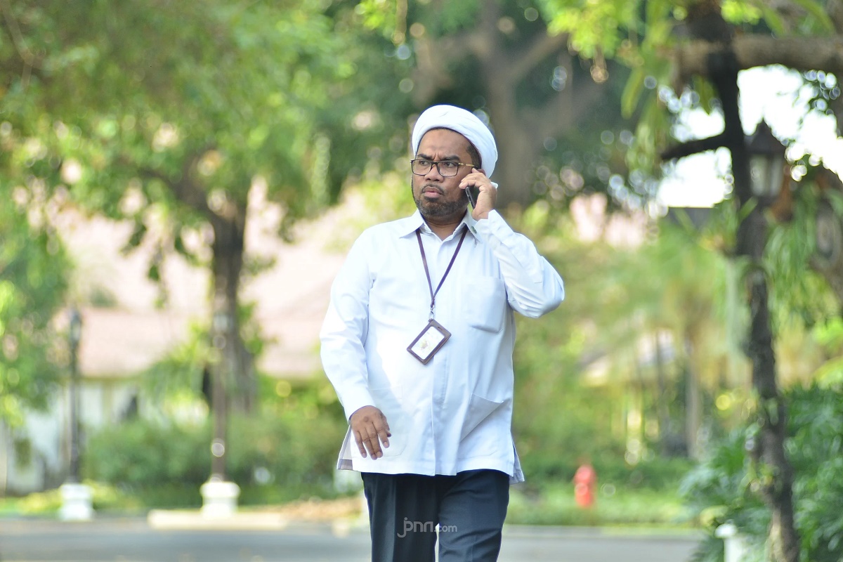 Balasan Muhammadiyah Bikin Kaget, Ahli Hukum: Ali Ngabalin Ngawur (Foto: JPNN.com/GenPI.co) Balasan Muhammadiyah Bikin Kaget, Ahli Hukum: Ali Ngabalin Ngawur (Foto: JPNN.com/GenPI.co)