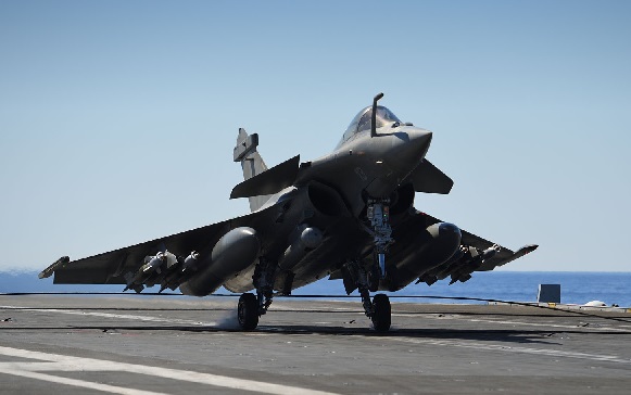 Pesawat Tempur Dassault Rafale Prancis (Foto: AFP/Eric Feferberg) Pesawat Tempur Dassault Rafale Prancis (Foto: AFP/Eric Feferberg)
