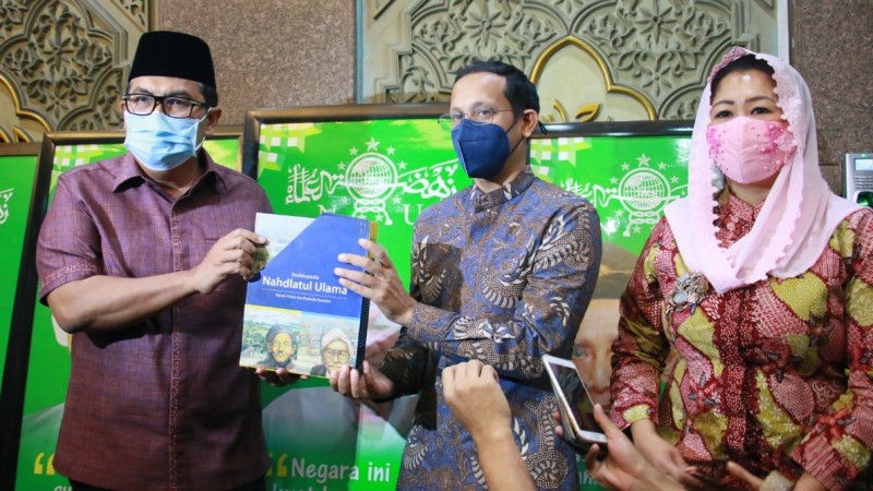Nadiem Makarim Mohon Maaf Ke PBNU, Janjinya Dahsyat Foto: Dok NU/Suwitno Nadiem Makarim Mohon Maaf Ke PBNU, Janjinya Dahsyat Foto: Dok NU/Suwitno