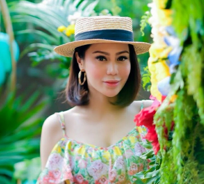 Pesinetron Vicky Zainal. Foto: instagram/vickyzainal24 Pesinetron Vicky Zainal. Foto: instagram/vickyzainal24