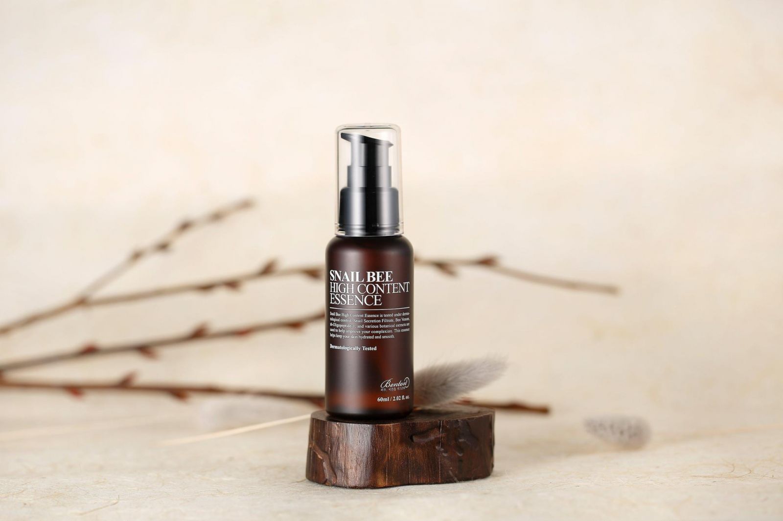 Kandungan Lendir Siput pada Essence Benton Bikin Kulit Kenyal. Foto: Skin Library Kandungan Lendir Siput pada Essence Benton Bikin Kulit Kenyal. Foto: Skin Library