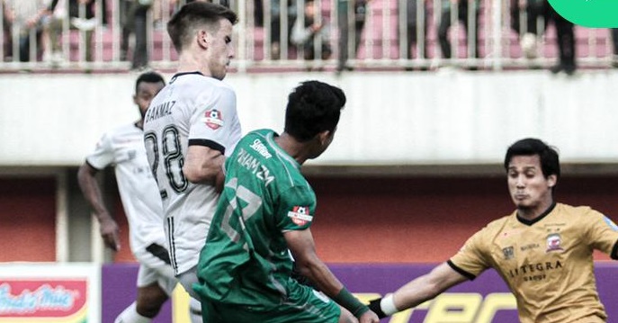 Laga PSS Sleman vs Madura United pada lanjutan Liga 1 2019 berjalan dengan sangat sengit. Foto: Twitter PSS Sleman Laga PSS Sleman vs Madura United pada lanjutan Liga 1 2019 berjalan dengan sangat sengit. Foto: Twitter PSS Sleman