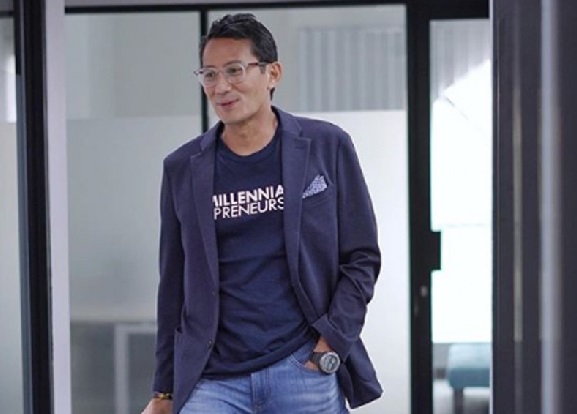 Luar Biasa... Di Saat Seperti Ini, Sandiaga Uno Ingat Pak Jokowi (Foto: Instagram sandiuno) Luar Biasa... Di Saat Seperti Ini, Sandiaga Uno Ingat Pak Jokowi (Foto: Instagram sandiuno)