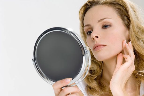Cara Merawat Kulit Wajah Sensitif Tanpa Perlu ke Dokter. Foto: Skin Clinic Cara Merawat Kulit Wajah Sensitif Tanpa Perlu ke Dokter. Foto: Skin Clinic