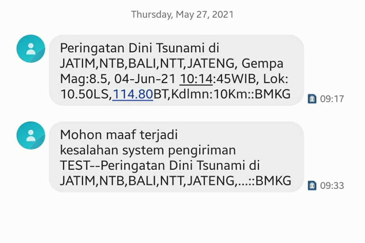 Tangkapan layar SMS Blast gempa dengan kekuatan M8,5 dan berpotensi tsunami.(Foto: Twitter) Tangkapan layar SMS Blast gempa dengan kekuatan M8,5 dan berpotensi tsunami.(Foto: Twitter)