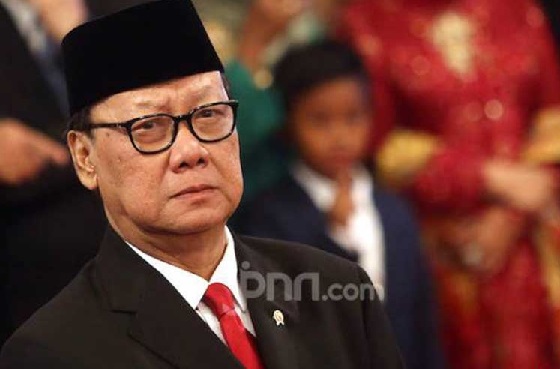 Pak Menteri Gerak Cepat Kaji Pembubaran 96 Lembaga/Komisi (Foto: doc: JPNN) Pak Menteri Gerak Cepat Kaji Pembubaran 96 Lembaga/Komisi (Foto: doc: JPNN)