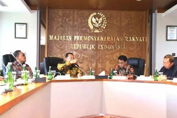 Para Pimpinan MPR RI menggelar Rapat Pimpinan MPR RI pada Senin (16/3), di Kompleks Parlemen, Jakarta, Senin. (Istimewa/ANTARA) Para Pimpinan MPR RI menggelar Rapat Pimpinan MPR RI pada Senin (16/3), di Kompleks Parlemen, Jakarta, Senin. (Istimewa/ANTARA)