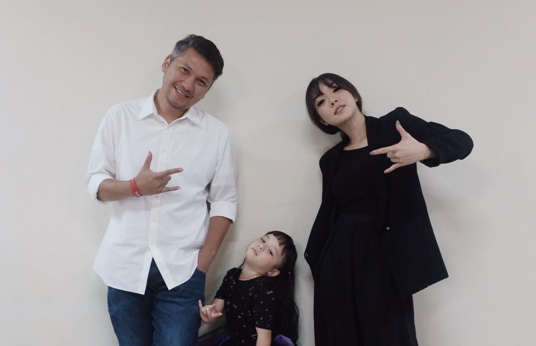 Gading Marten, Gisel dan Gempi. Foto: Instagram/@gadiiing Gading Marten, Gisel dan Gempi. Foto: Instagram/@gadiiing