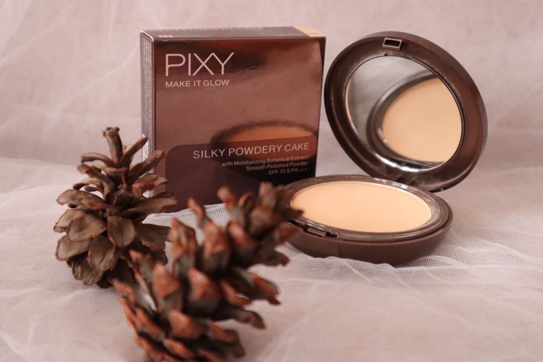 Pixy Make It Glow Silky Powdery Cake. Foto: Carousell Pixy Make It Glow Silky Powdery Cake. Foto: Carousell