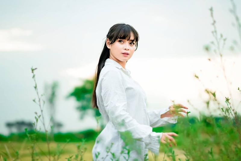 Cita Amelia nyanyikan single terbaru Aku Balik Badan Ninggal Kowe. Sudah bisa disaksikan di YouTube JPNN MUSIK. Cita Amelia nyanyikan single terbaru Aku Balik Badan Ninggal Kowe. Sudah bisa disaksikan di YouTube JPNN MUSIK.