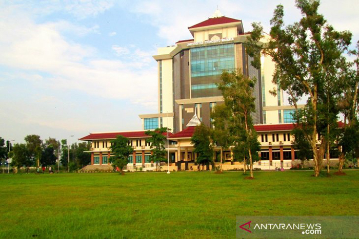 Universitas Trunojoyo Madura (UTM) Bangkalan, Jawa Timur (trunojoyo.ac.id) Universitas Trunojoyo Madura (UTM) Bangkalan, Jawa Timur (trunojoyo.ac.id)