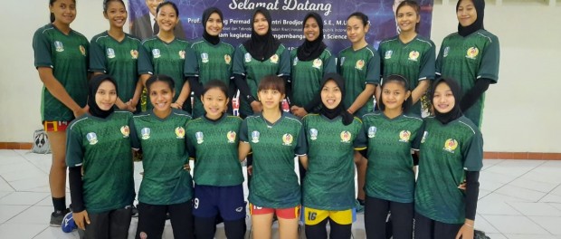Tim voli putri puslatda Jatim. Foto: laman Koni Jatim. Tim voli putri puslatda Jatim. Foto: laman Koni Jatim.
